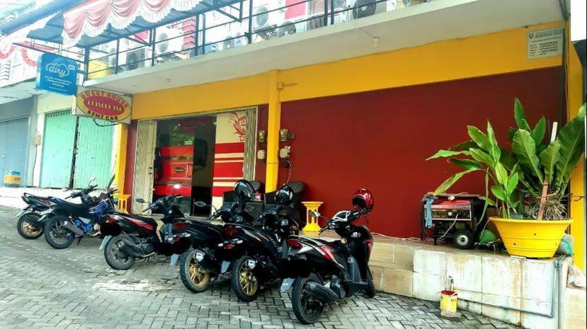 Pringgondani Guesthouse Pandanaran Hills Semarang Exterior photo